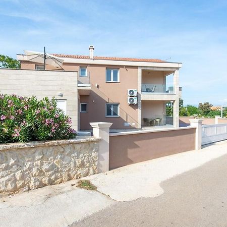 Apartmani Velic Vir Exterior photo