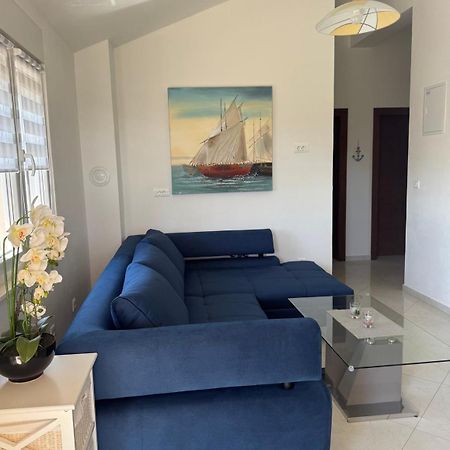 Apartmani Velic Vir Exterior photo