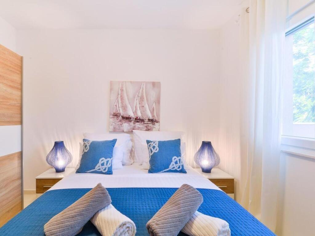 Apartmani Velic Vir Exterior photo